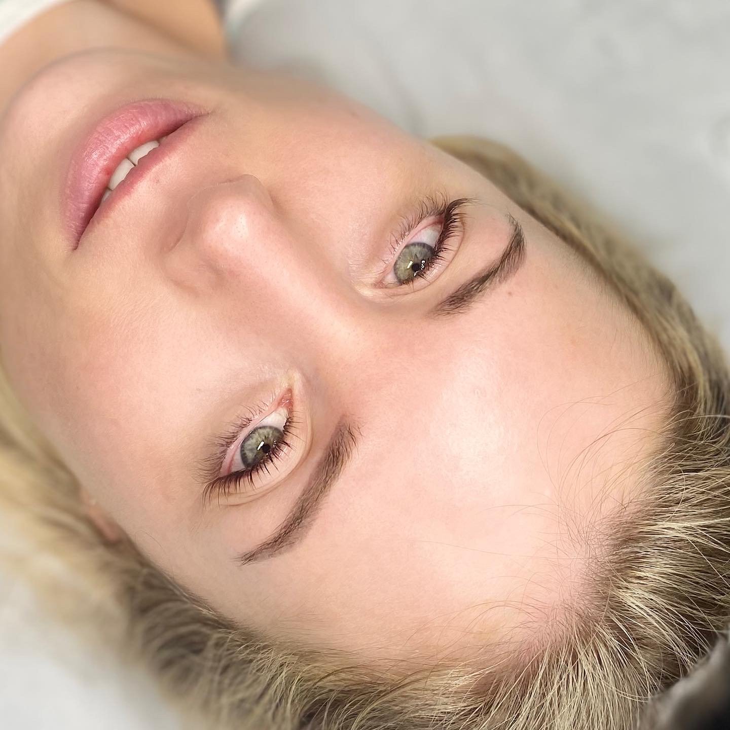 Eyelash Extensions & Brows Rosebery | Astise Lash & Brow Studio Aiste training a student
